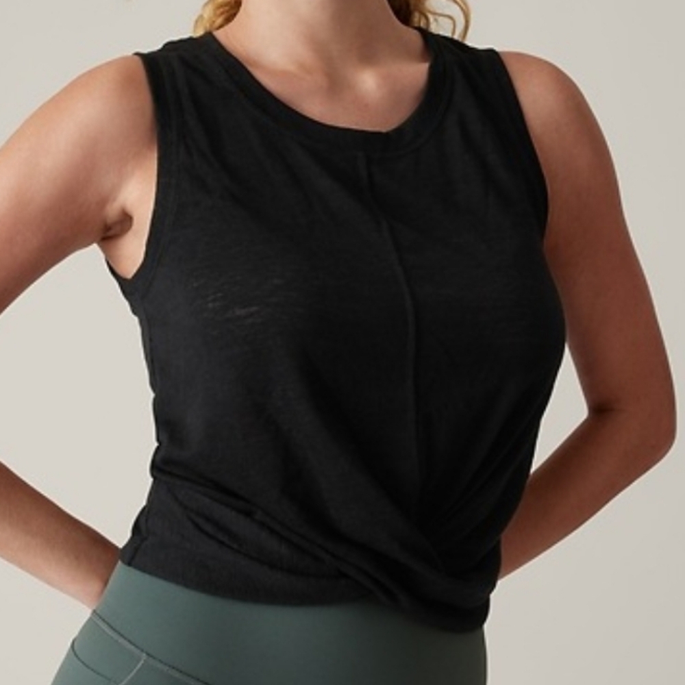 NWT Athleta Breezy Twist Tank Black